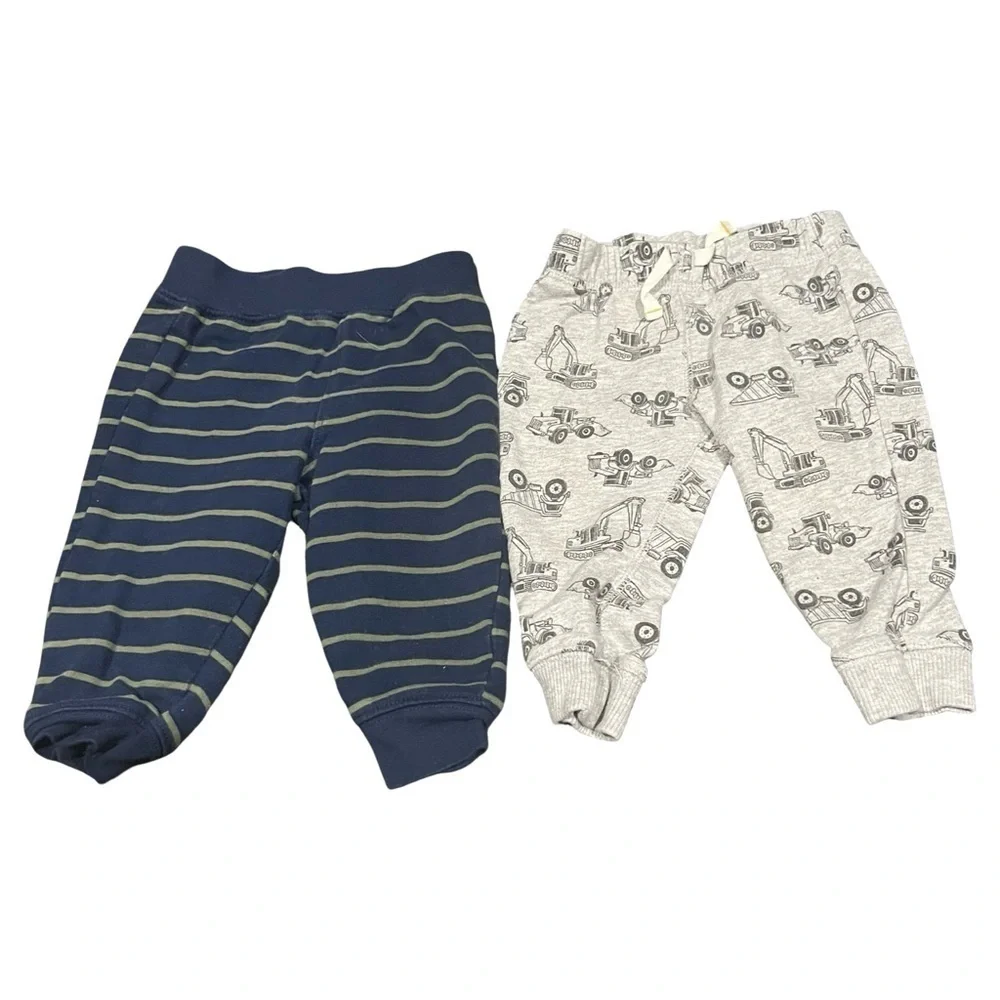 Carter’s  100% Cotton Baby Sweatpants Joggers Bundle of 2 Size 9mo
